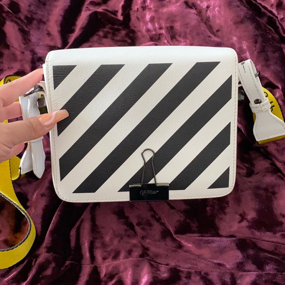 COPY - Off white bag